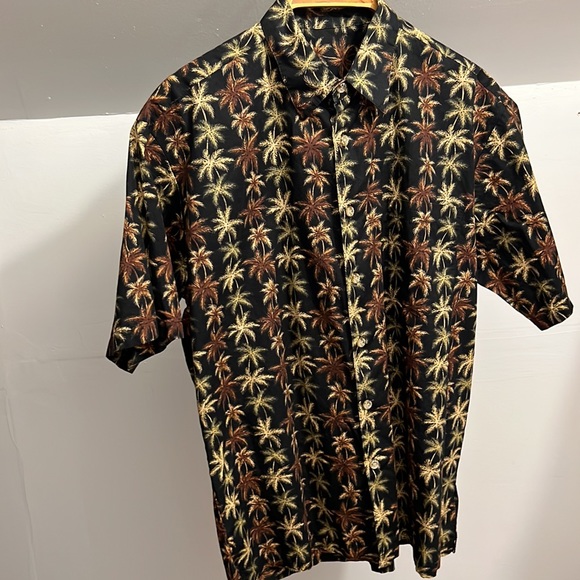 Cooke Street Honolulu Hawaiian Shirt, Palm Trees. Size M - Picture 4 of 7